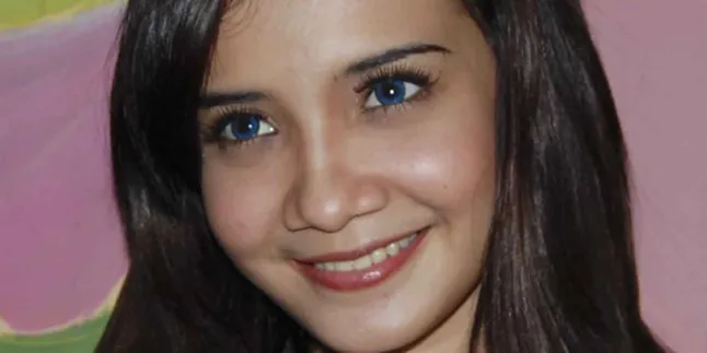 Zaskia Kaget Dengar Irwansyah Duet Bareng Acha