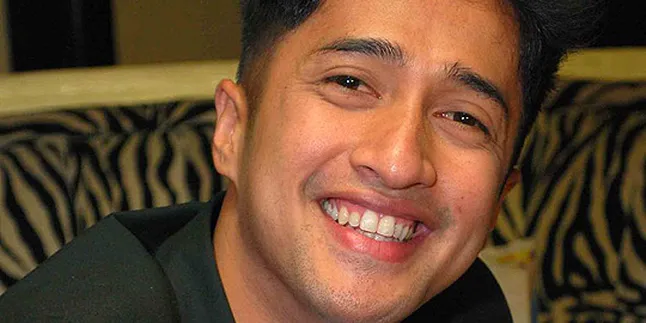 Debut Film, Irfan Hakim Beradegan Ranjang