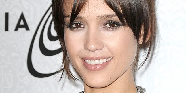 Jessica Alba Bikin Kejutan Lewat 'THE KILLER INSIDE ME'