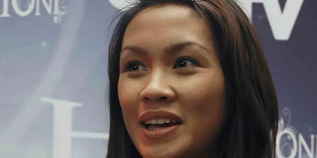 Ingin Belajar Masak, Melanie Terganjal Sang Mama.