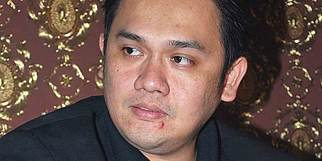 Farhat Abbas Kembali Laporkan Ariel, Luna dan Cut Tari