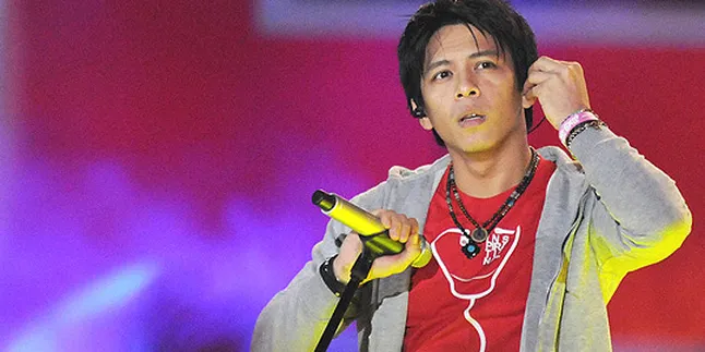 Dukungan Facebook dan Twitter Jadi Motivasi Ariel