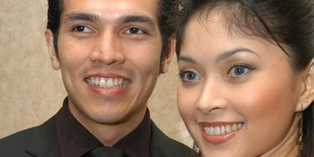 Adrian Maulana Jalani Kehidupan Seks Yang Menyenangkan Adrian Maulana Jalani Kehidupan Seks Yang Menyenangkan