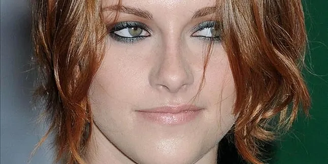 Serigala Bukan Sesuatu Yang Asing Buat Kristen Stewart
