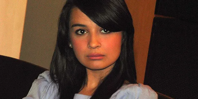 Shireen-Adly Gagal Umroh Bareng