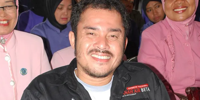 Asrul Dahlan Suka Argentina Karena Maradona