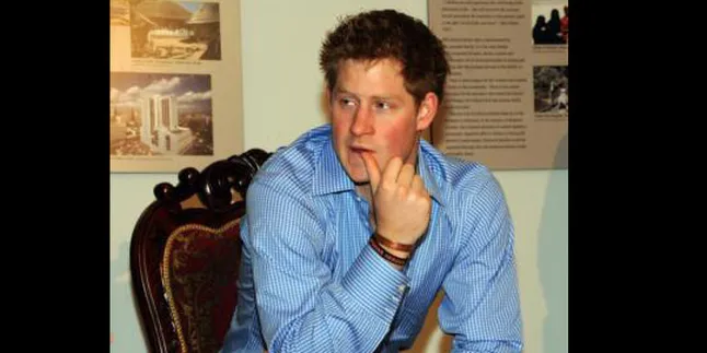 Pangeran Harry Dicuekin Pink