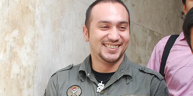 Gary Iskak - Windy Jalani Hubungan 'Gila' Gary Iskak - Windy Jalani Hubungan 'Gila'