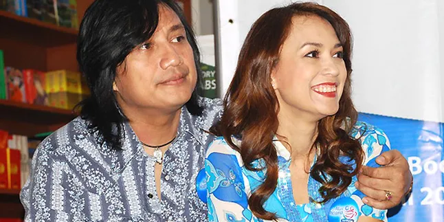 Ira Wibowo : Keluarga Kami Tidak Sempurna