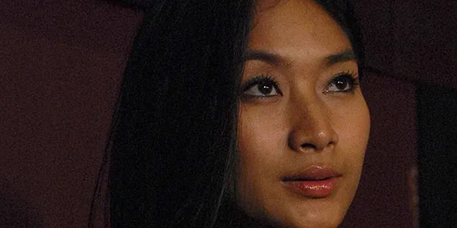 Jadi Pelacur, Happy Salma Alami Pergulatan Emosi