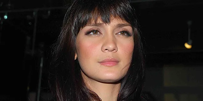 Status Tersangka Tak Pengaruhi Single Baru Luna Maya