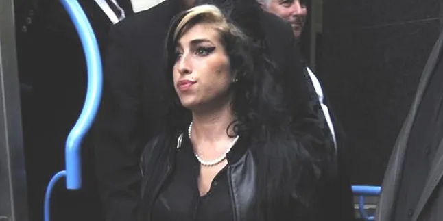 Amy Winehouse Siap Luncurkan Album Pada Januari