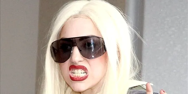 Lady GaGa Bakal Produksi Parfum