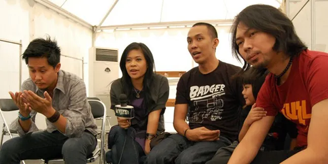 Ervin Cokelat Mundur Karena Tidak Sehati