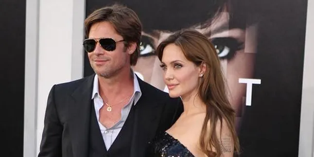 Angelina Jolie dan Ayahnya Rukun di Premiere 'SALT'