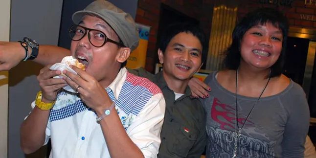 Project Pop Main Film Perang