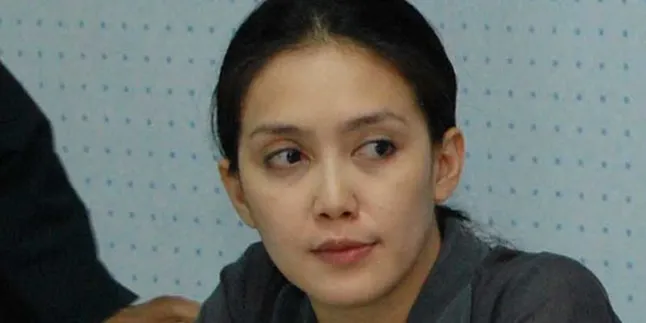 Rieke 'Oneng' Jalani Pemeriksaan di Mabes Polri