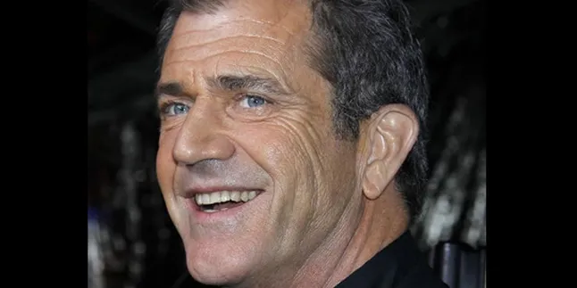 Mel Gibson Lagi-Lagi Dituduh Ancam Oksana