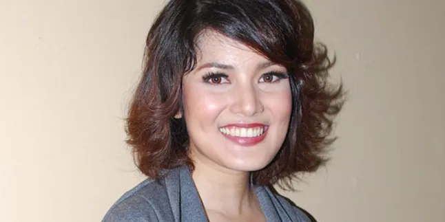 Nindy Ingin Duet Seperti Anang - Syahrini