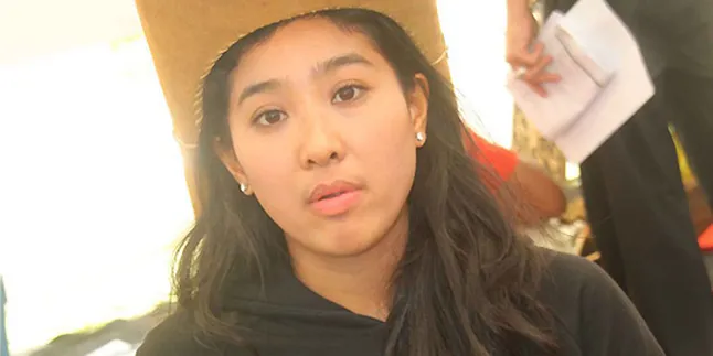 Olivia Zalianty: Revaldo Orangnya Nyante