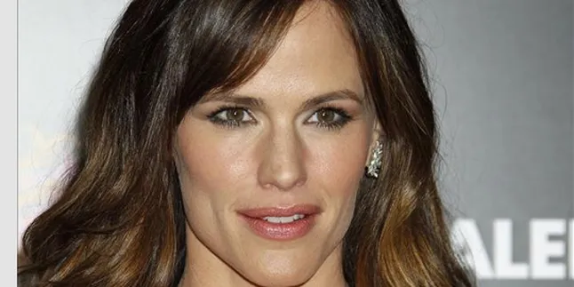 Jennifer Garner Tetap Langsing Dengan Jalan Kaki