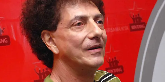 Ahmad Albar Jadi Gay