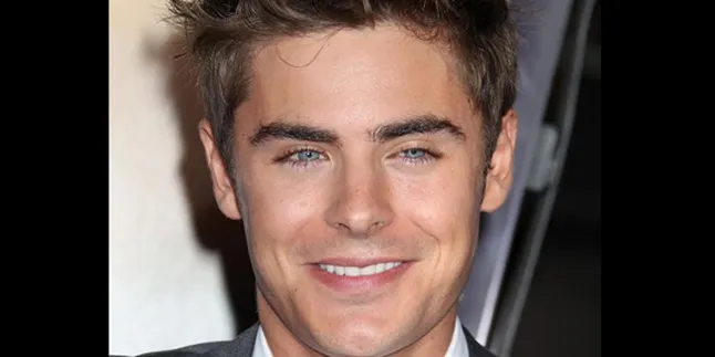 Zac Efron Habiskan  U$2.000 di Club Strip