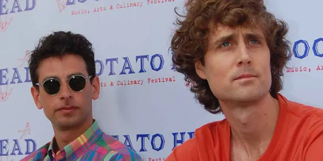 Ditinggal Bassist, The Rapture Makin Kuat