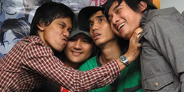 Konser Sheila On 7 Rusuh!