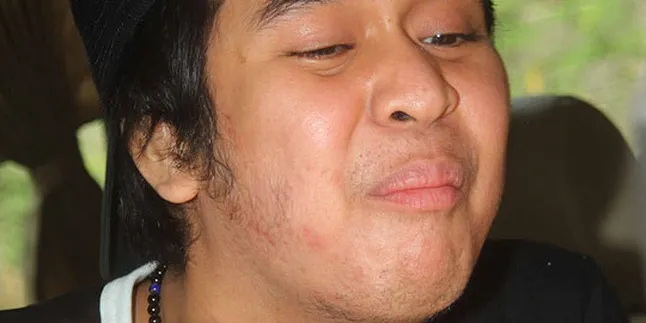 Ditanya Fatwa Haram Infotainment, Olga Syahputra Bingung