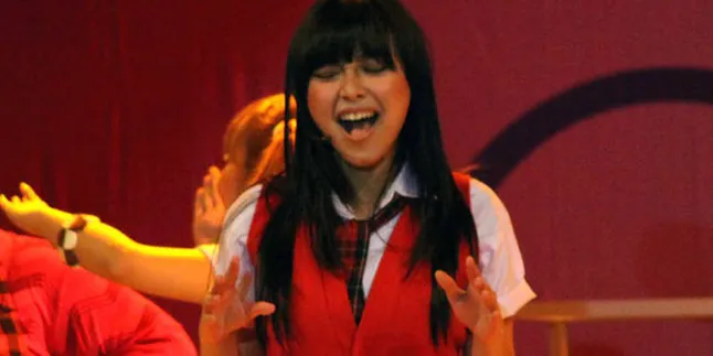 Rini Idol Main Drama Musikal