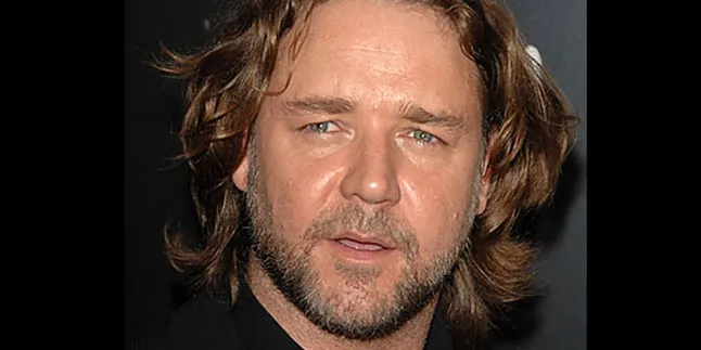 Russell 'Robin Hood' Crowe Pulang Ke Australia