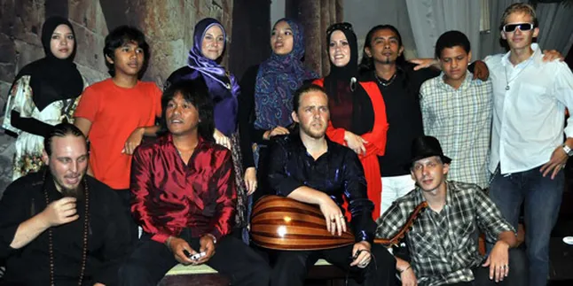 Debu Luncurkan Album Ke-4 'DIANGGAP GILA'