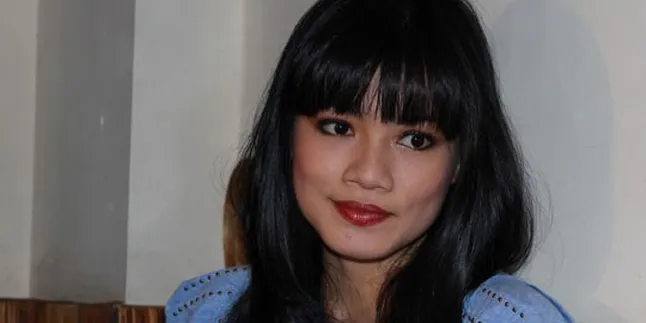 Titi Kamal Terbebani Nama Besar Titik Puspa