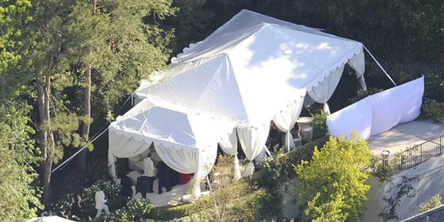 Robbie Williams-Ayda Field Bikin Perjanjian Pra Nikah