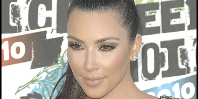 Ketemu Megan Fox di TCA, Kim Kardashian Terpesona