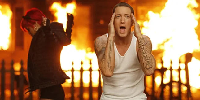 Eminem Jatuh Hati Kepada Rihanna?