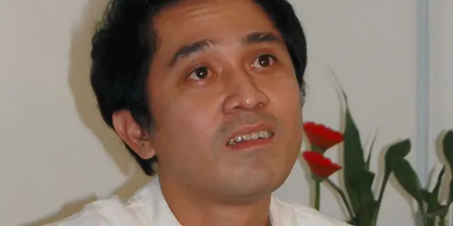Lukman Sardi Berbagi dan Mencintai di Bulan Puasa