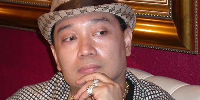 Pengacara Minta Majelis Hakim Pertimbangkan Prestasi Adjie