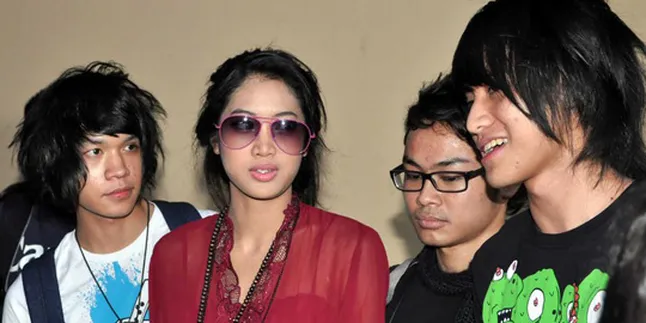 Vierra Kebanjiran Order Manggung di Bulan Ramadhan