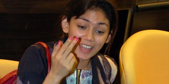 Banyak Job Ramadhan Thalita Latief Jadi Banci