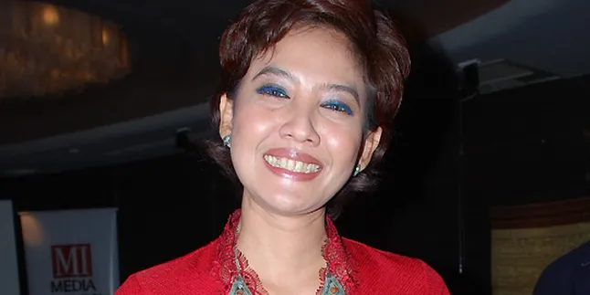 Peggy Melati Sukma Dukung Kelestarian Topeng