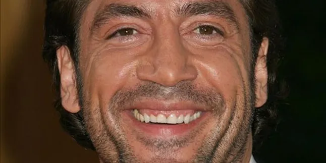 Javier Bardem 'Jatuh Cinta' Pada Brad Pitt