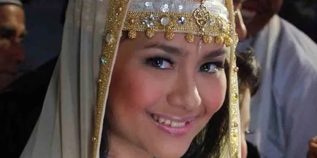 Gita Gutawa Konsepkan Video Klip Dengan Setting Pasar