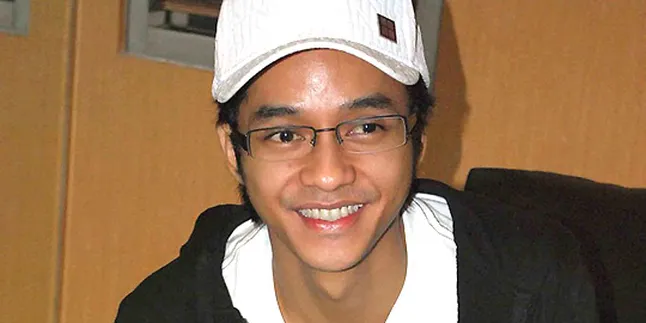 Adly Fairuz Belum Berencana Lebaran ke Rumah Shireen