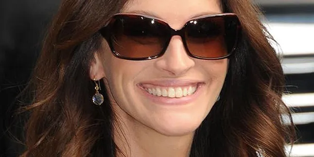 Julia Robert Tak Mau Bicara Soal Agama Lagi