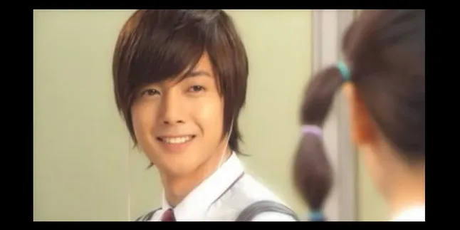 Kim Hyun Joong Bercukur Tiga Kali Sehari