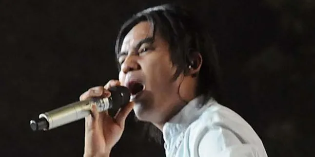 Charly ST12 Senang Bisa Tampil di Mahakarya RCTI