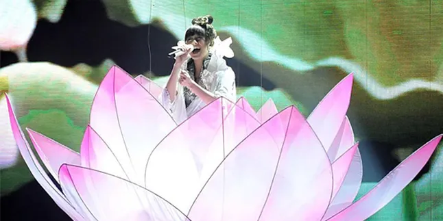 Konser Mahakarya 21 Tahun RCTI Berlangsung Megah