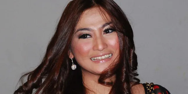 Debby Ayu Ingin Peran Film Berunsur Edukasi